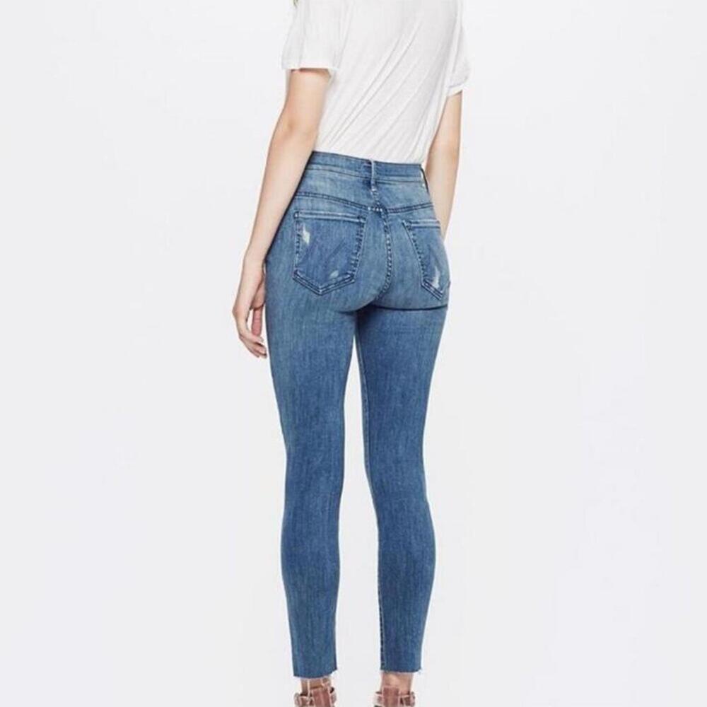 MOTHER The Stunner Ankle Fray Graffiti Girl Denim Distressed Jeans Women’s sz 24 - Picture 15 of 15